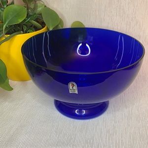 Beautiful VTG cobalt blue Pilgrim Glass bowl with original foil label, USA